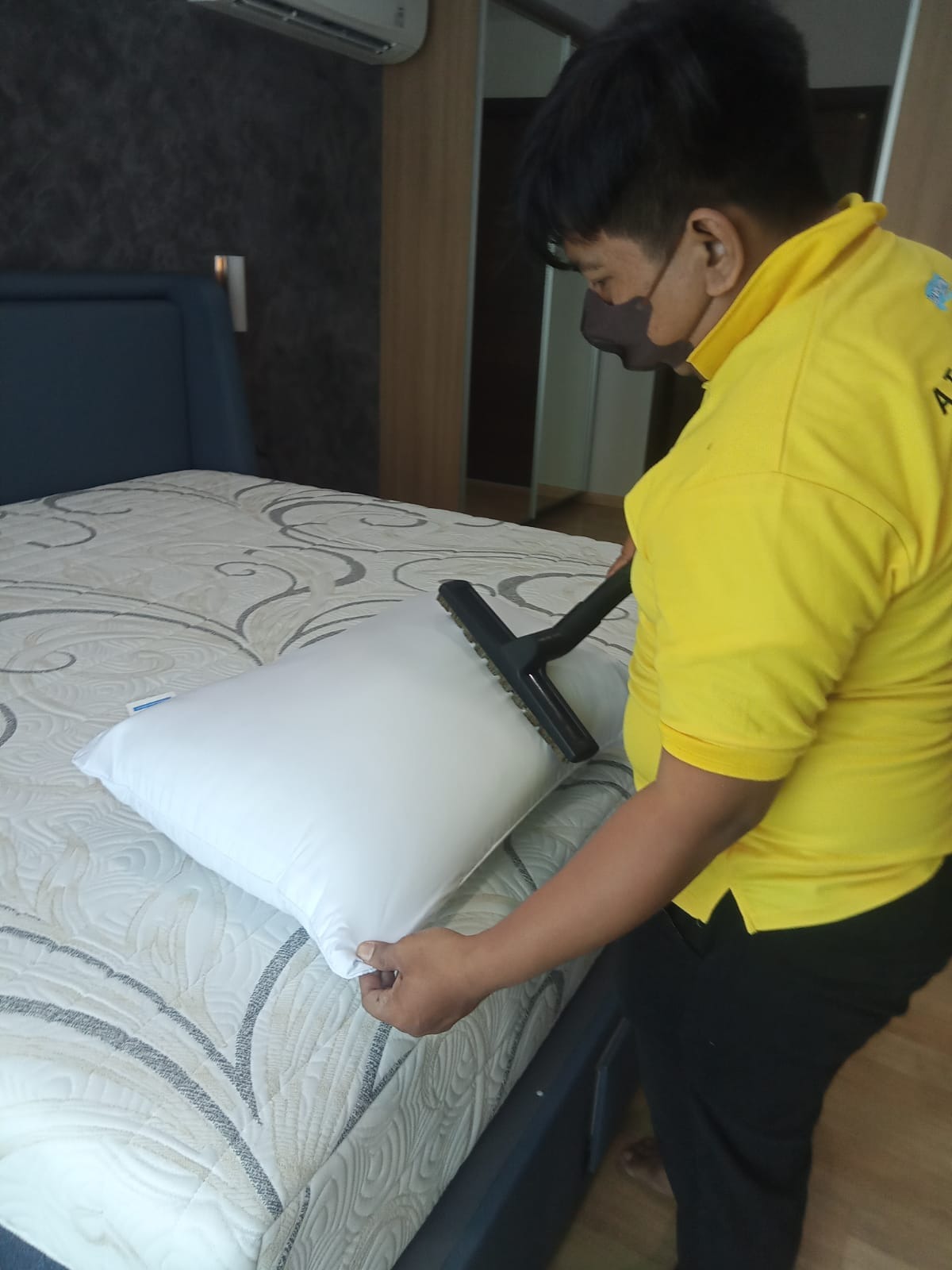 Hydro cleaning